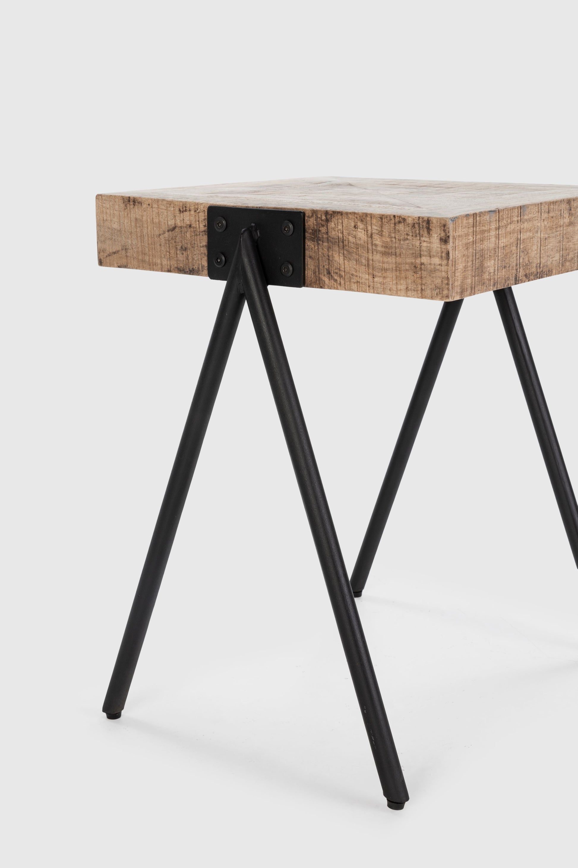 Mesa de Apoio | Indra